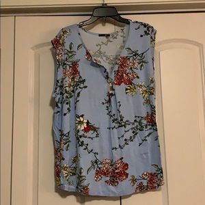Blue floral top